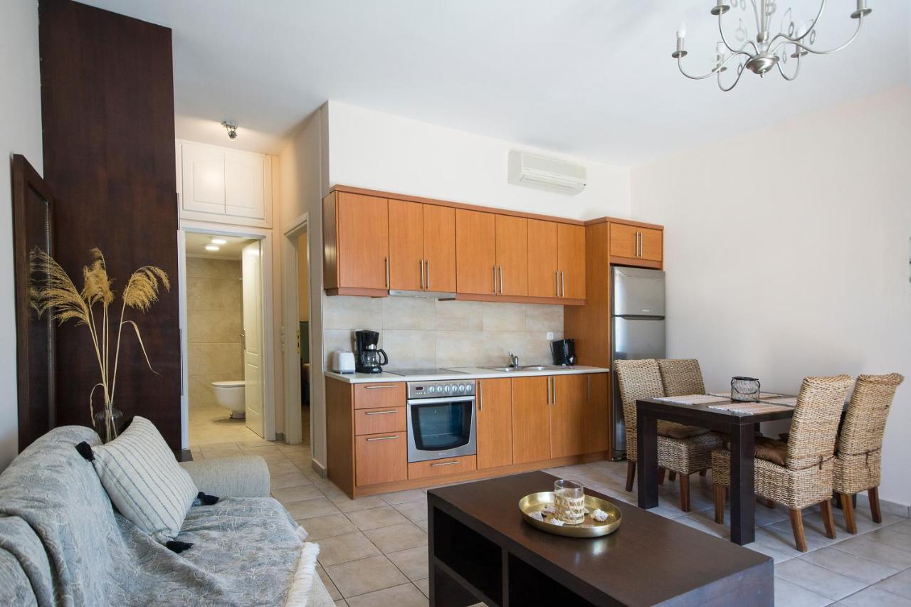 Aegean Villas Poros Town ภายนอก รูปภาพ
