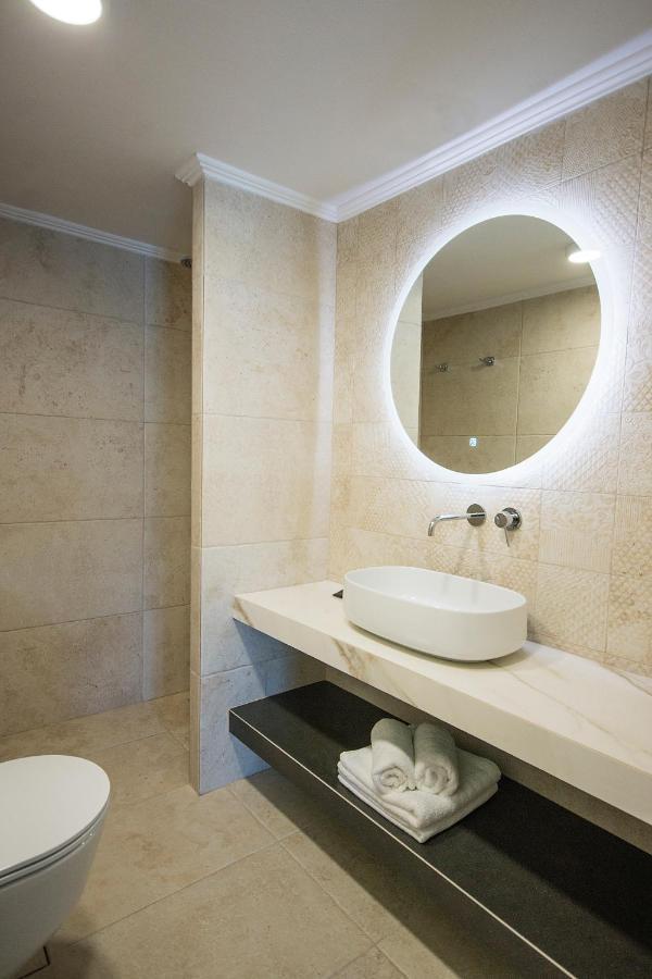 Aegean Villas Poros Town ภายนอก รูปภาพ
