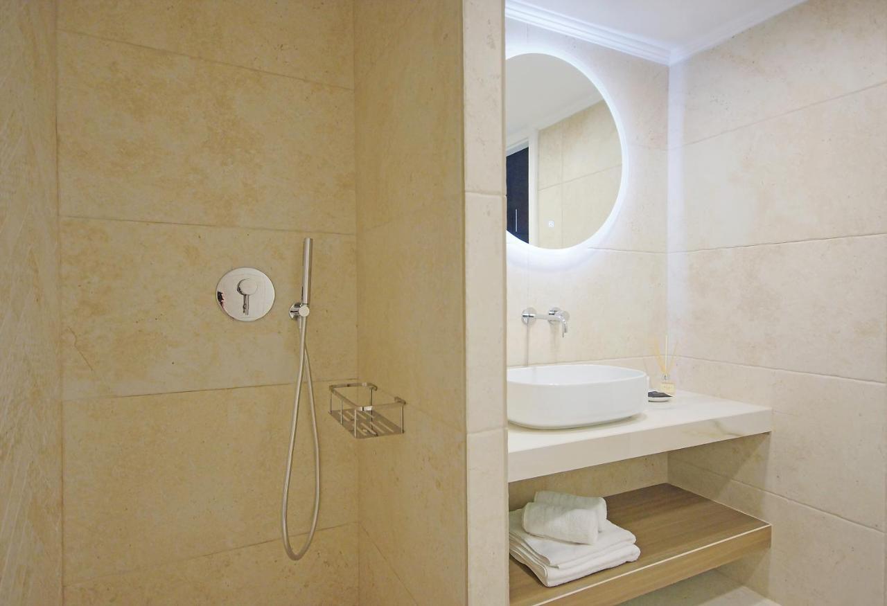 Aegean Villas Poros Town ภายนอก รูปภาพ